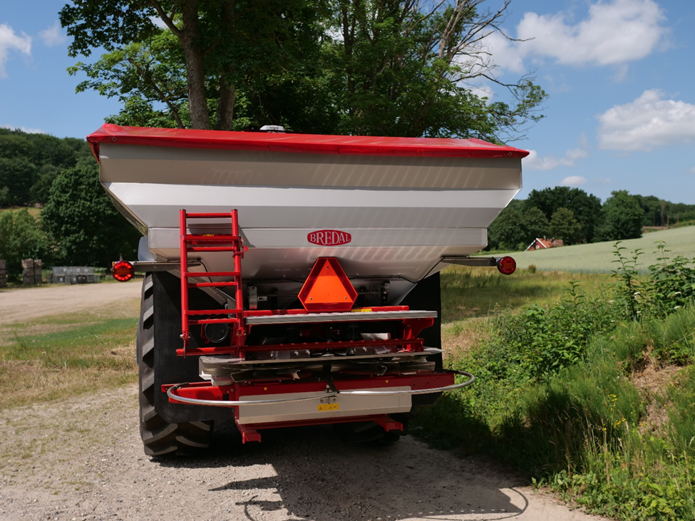 Trąšų barstytuvų remonto iššūkiai: patarimai ūkininkams